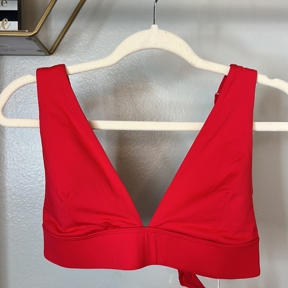 Everlane The Triangle Bikini Top in Bright Red NWT - Picture 8 of 11
